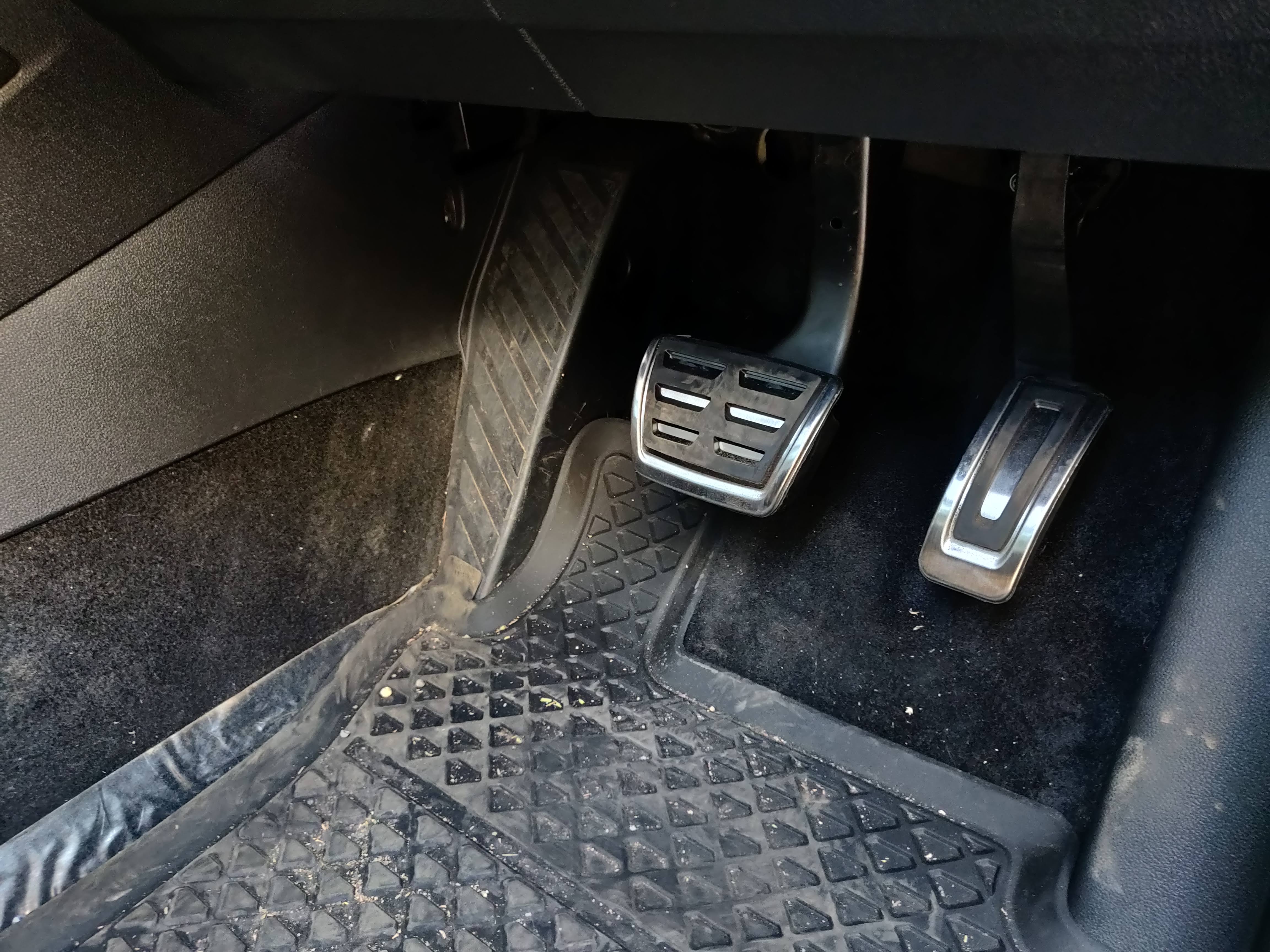 Aluminium Pedal Caps.jpg
