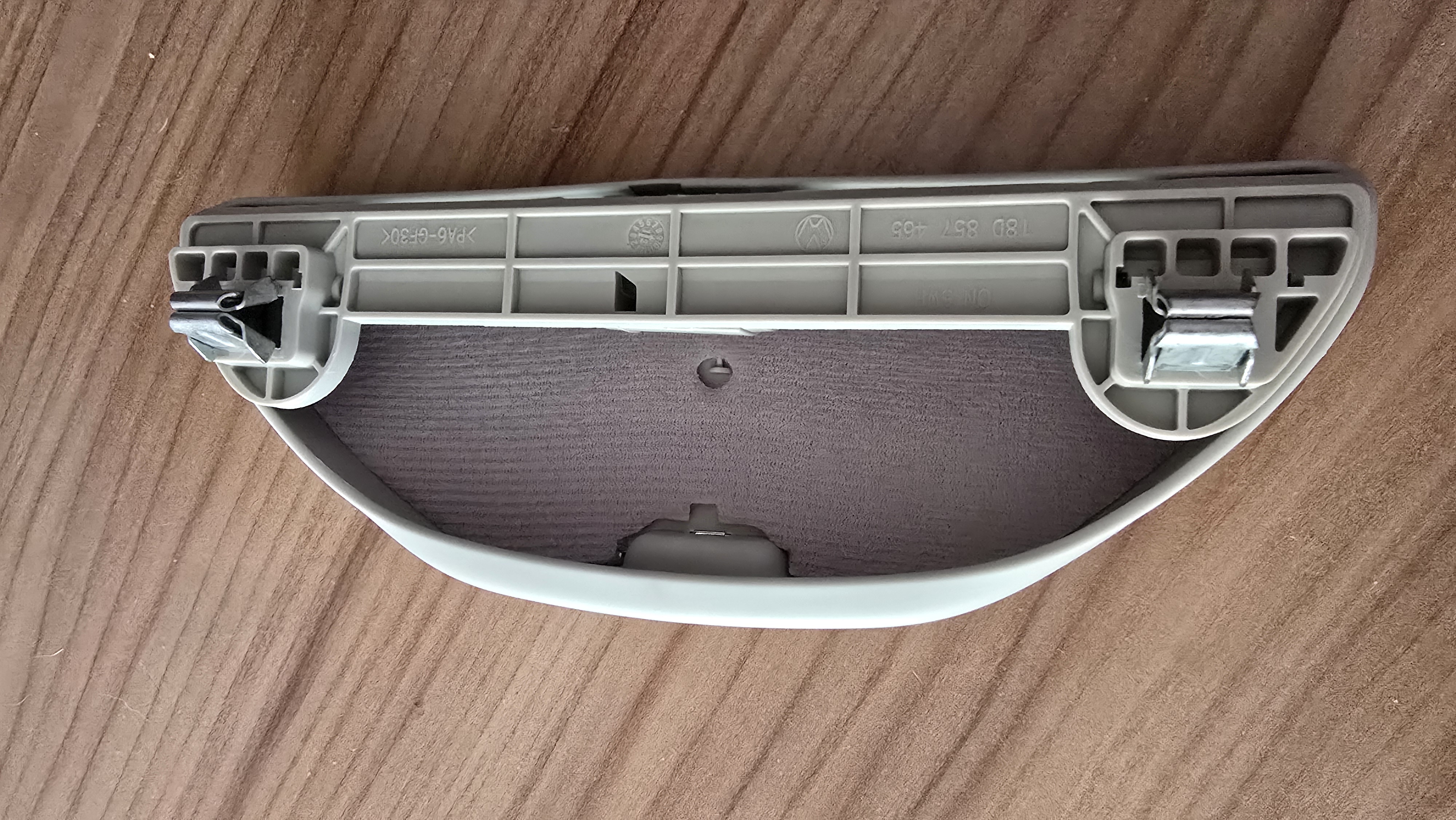 logo and part number is visible.