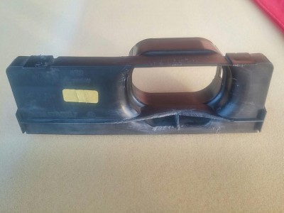 trimmed top mount - note two slots where conveyor tabs will go