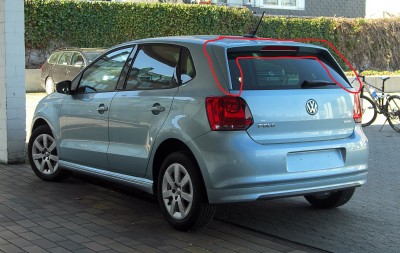 VW_Polo_1.2_TDI_BlueMotion_(V)_–_Heckansicht,_7._März_2011,_Düsseldorf.jpg
