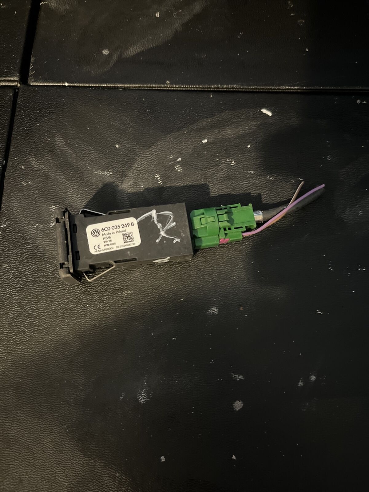 USB.jpg
