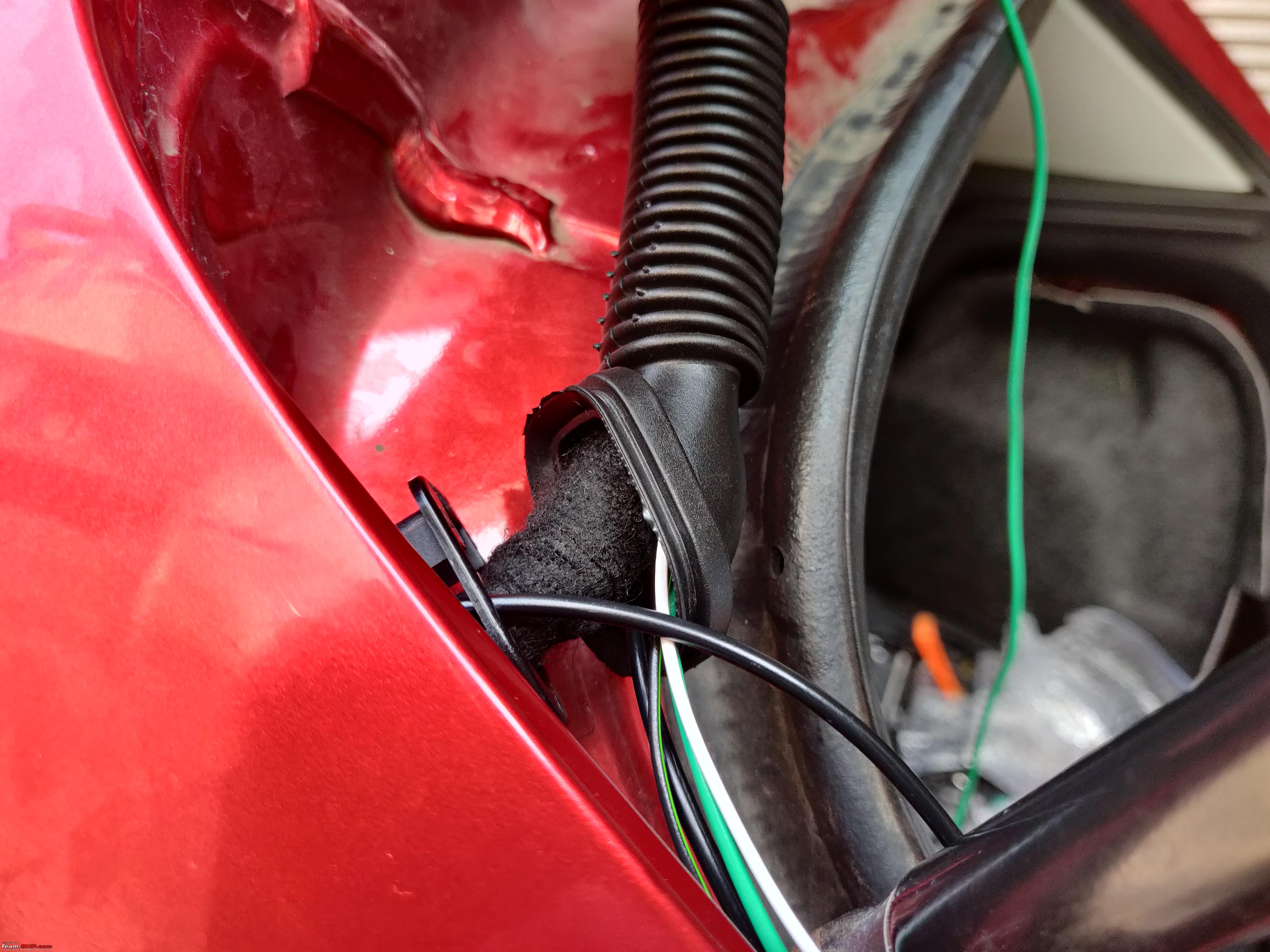 Rubber Grommet Close Look.jpg