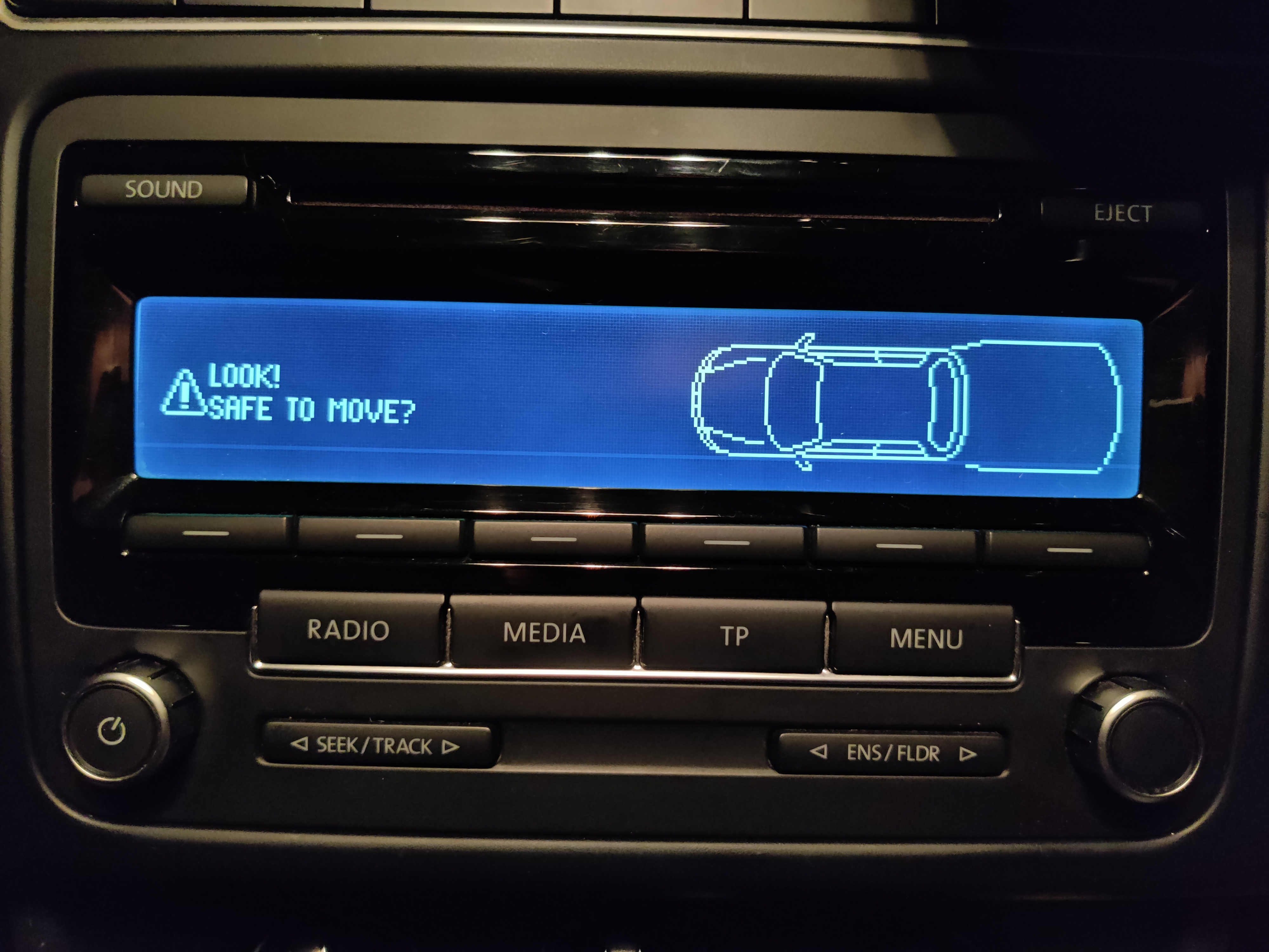 Radio / Parking