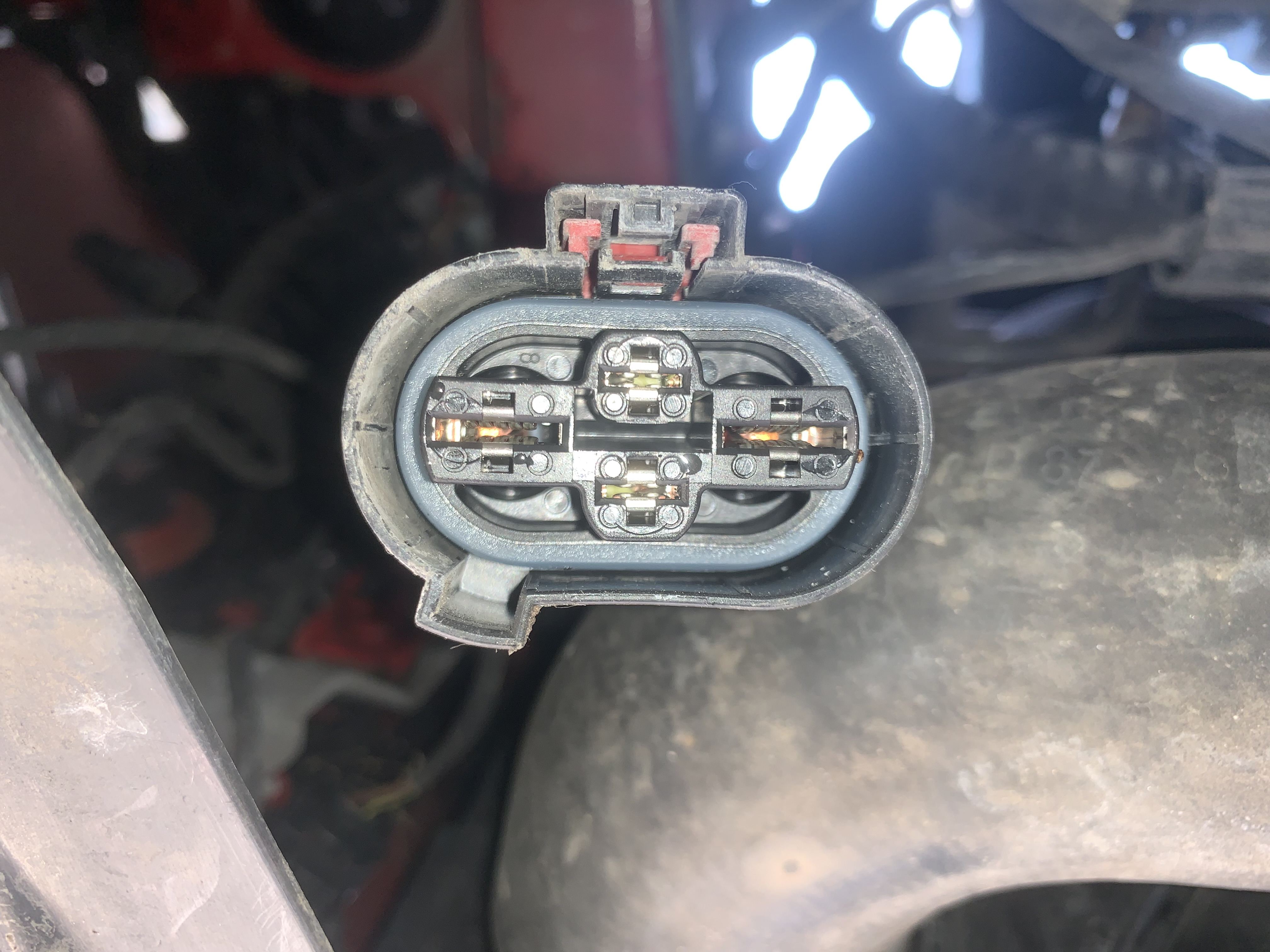 ECU side fan plug.jpg